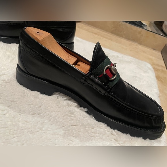 Gucci Black Leather Loafers.Green Red Stripe.Like new - Picture 8 of 9